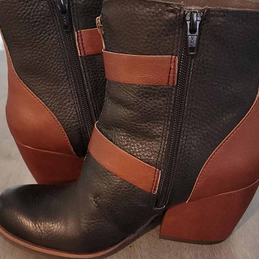 Korks bootie